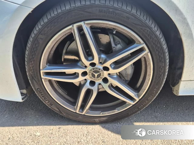 Mercedes-Benz E-Class W213 2018 Белый из Кореи, фото 3