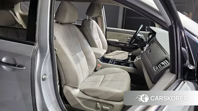 Kia All New Carnival 2018 Серебряный из Кореи, фото 3