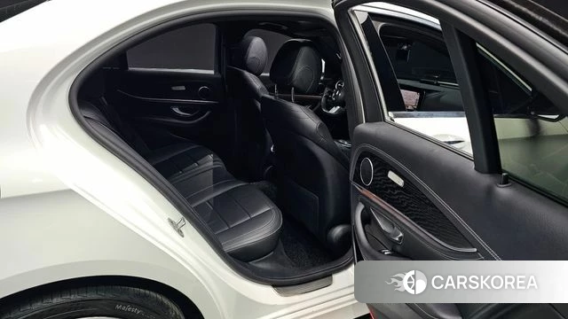 Mercedes-Benz E-Class W213 2020 Белый из Кореи, фото 3