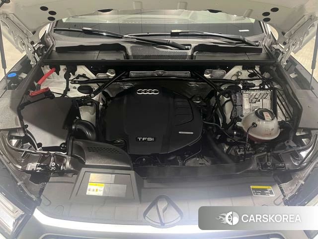 Audi Q5L 2021 Белый из Китая, фото 3