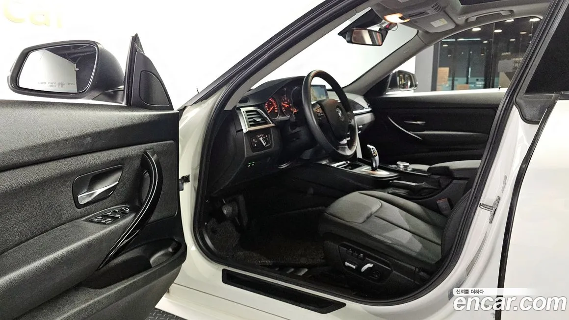 BMW 3 Series GT (F34) 2018 Белый из Кореи, фото 3