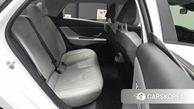 Hyundai Avante (CN7) 2021 Белый из Кореи, фото 3