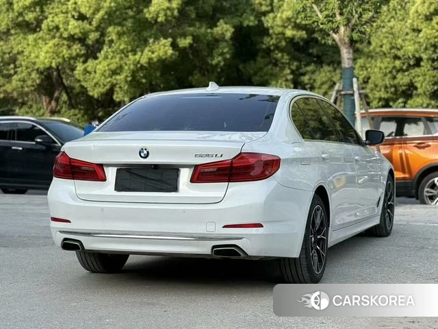 BMW 5 series 2019 Белый из Китая, фото 3