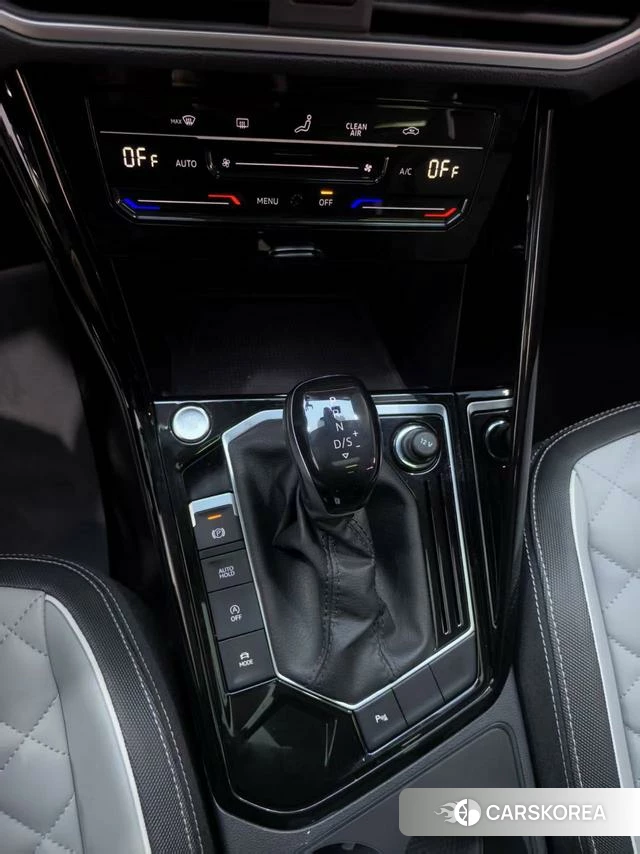 Volkswagen Tanyue 2022 Белый из Китая, фото 3