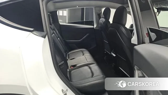 Tesla Model Y 2021 Белый из Кореи, фото 3