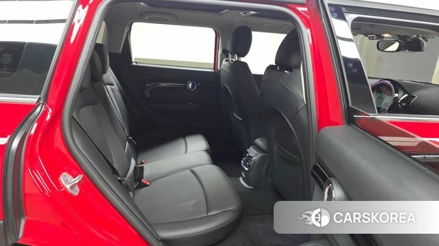 Mini Cooper Clubman 2023 Красный из Кореи, фото 3