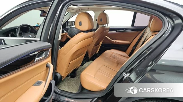BMW 5 Series (G30) 2018 Серый из Кореи, фото 3