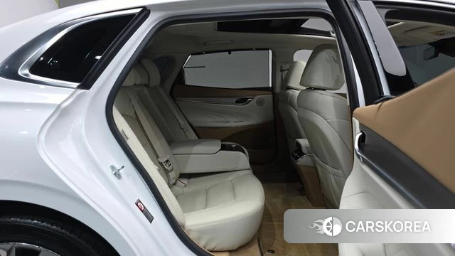 Hyundai The New Grandeur IG Hybrid 2021 Белый из Кореи, фото 3