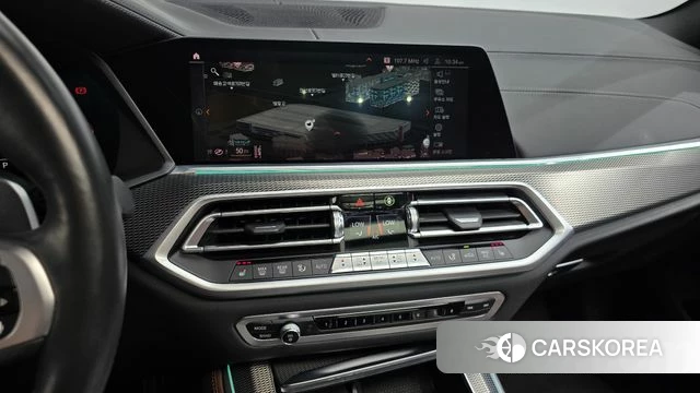 BMW X5 (G05) 2022 Белый из Кореи, фото 3