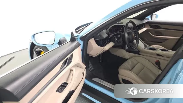 Porsche Taycan 2022 Небесно-голубой из Кореи, фото 3