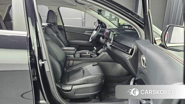 Kia Sportage 5th Generation 2021 Черный из Кореи, фото 3