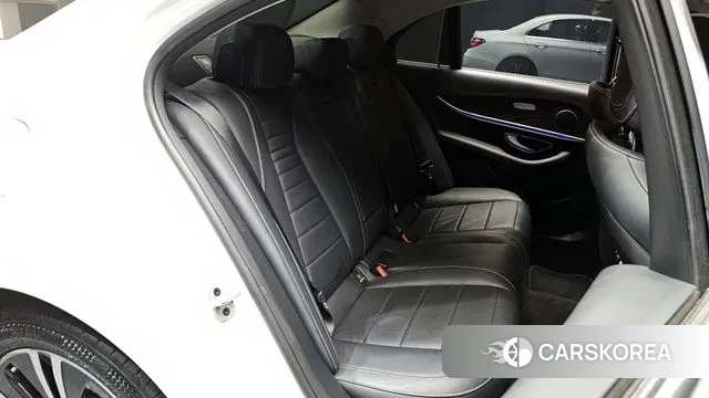 Mercedes-Benz E-Class W213 2020 Белый из Кореи, фото 3