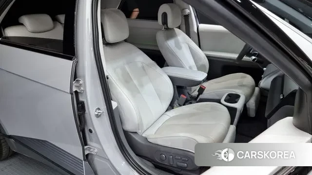 Hyundai Ionic 5 2022 Серебристо-серый из Кореи, фото 3