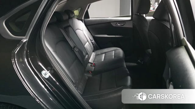 Kia The New K3 2nd generation 2022 Черный из Кореи, фото 3
