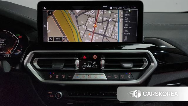 BMW X4 (G02) 2023 Черный из Кореи, фото 3