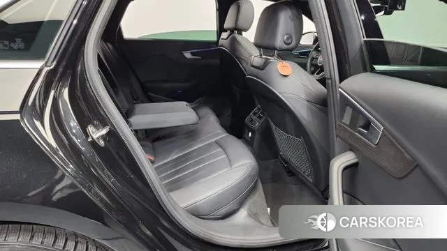 Audi A4 (B9) 2019 Черный из Кореи, фото 3