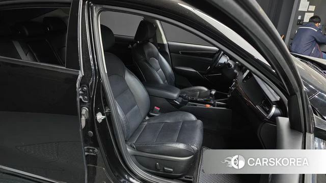 Kia Come New K7 2018 Черный из Кореи, фото 3