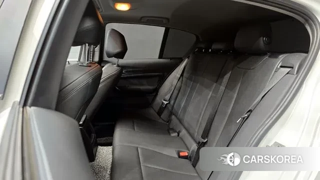 BMW 1 Series (F20) 2018 Белый из Кореи, фото 3