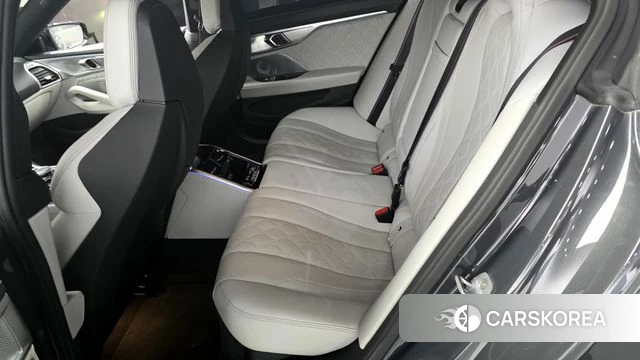 BMW M8 (G15) 2020 Серый из Кореи, фото 3