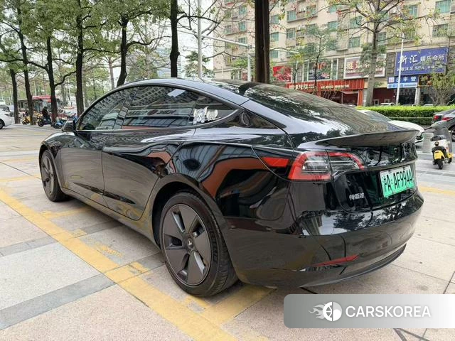 Tesla Model 3 2023 Черный из Китая, фото 3