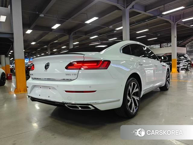 Volkswagen CC 2021 Белый из Китая, фото 3