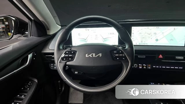 Kia EV6 2023 Белый из Кореи, фото 3