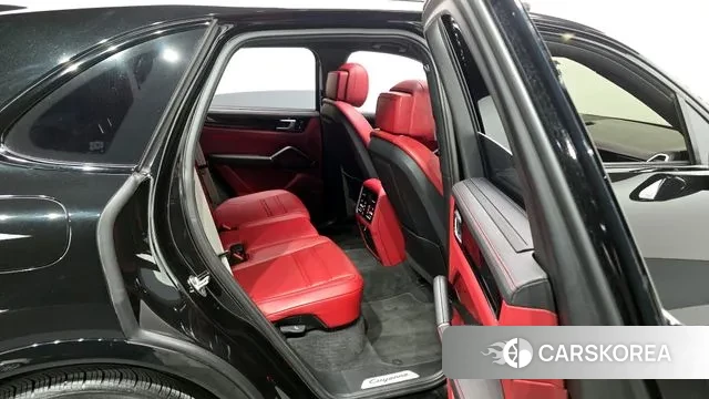 Porsche Cayenne (PO536) 2023 Черный из Кореи, фото 3