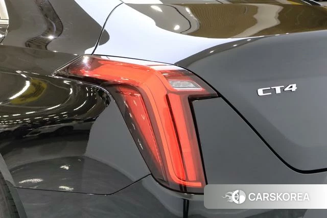 Cadillac CT4 2022 Черный из Китая, фото 3