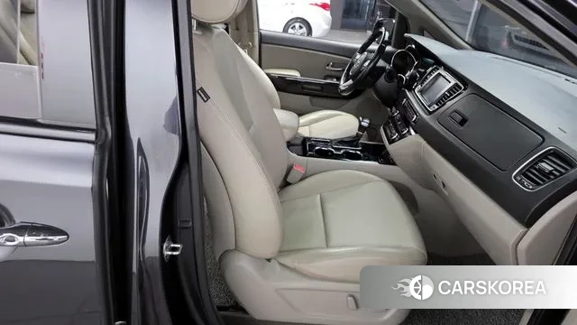 Kia The New Carnival 2018 Серый из Кореи, фото 3