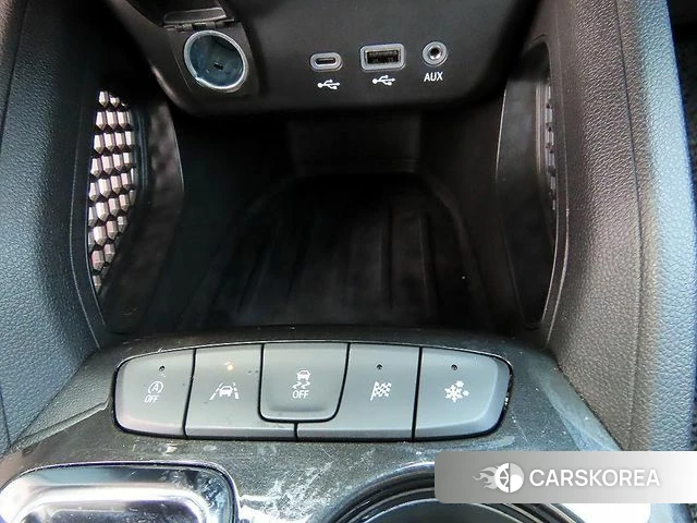 Chevrolet (GM Daewoo) Trailblazer 2022 Белый из Кореи, фото 3