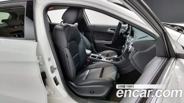 Mercedes-Benz GLA-Class X156 id 2310106 из Кореи 3