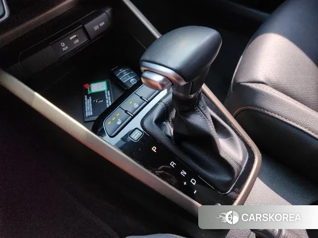 Kia Stonic id 2912735 из Кореи 3