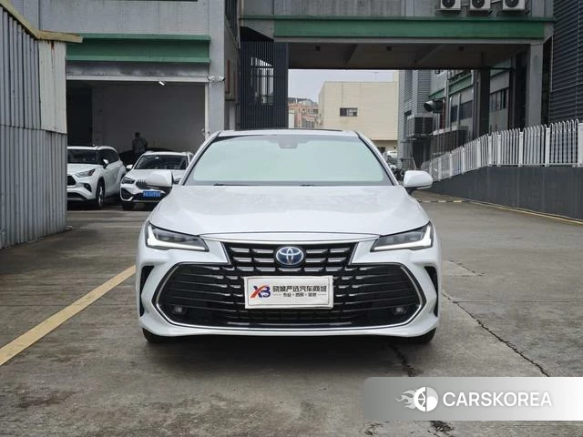 Toyota Asian dragon 2023 Белый из Китая, фото 3