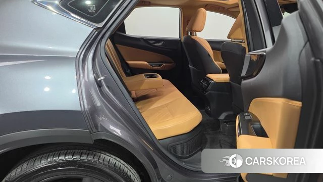 Lexus NX350h Second generation 2023 Серый из Кореи, фото 3