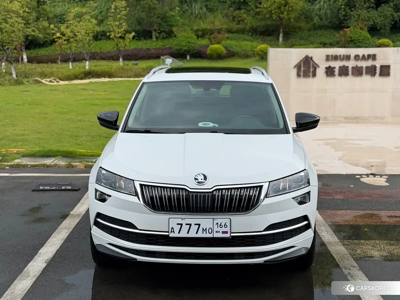 Skoda Karoq 2023 Белый из Китая, фото 3