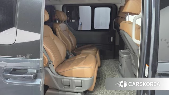 Hyundai Staria 2021 Серый из Кореи, фото 3