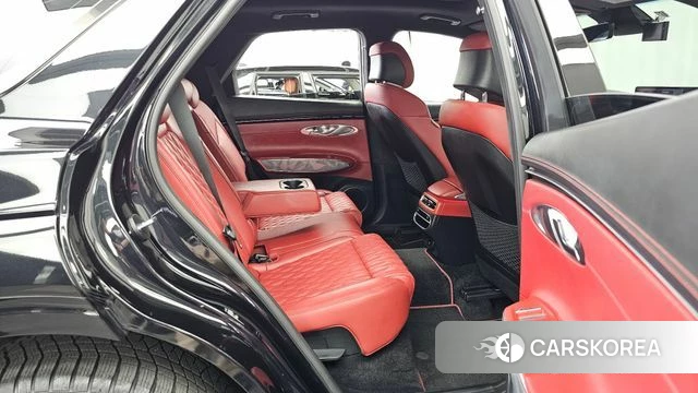 Genesis GV70 2022 Черный из Кореи, фото 3