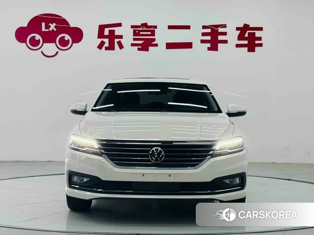 Volkswagen Lavida 2021 Белый из Китая, фото 3