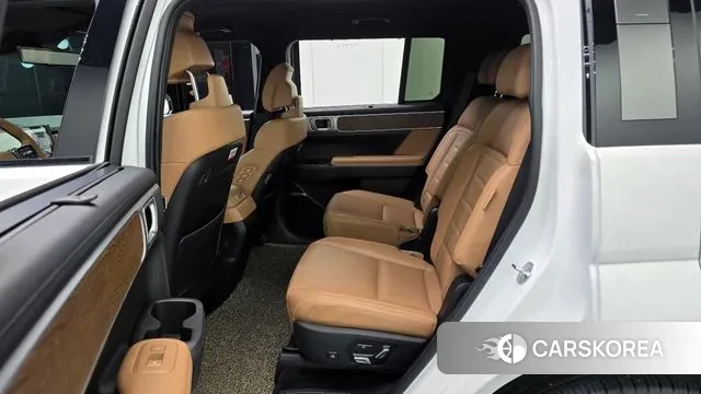 Hyundai Santa Fe (MX5) 2023 Белый из Кореи, фото 3