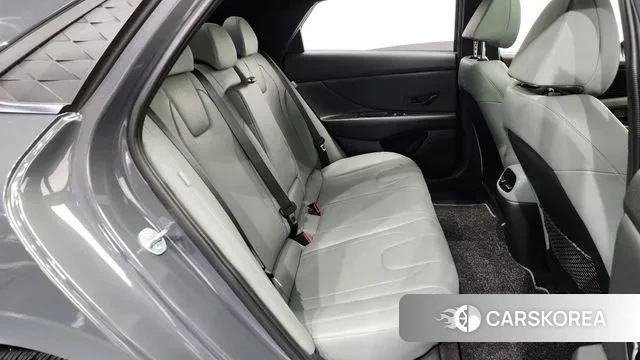 Hyundai The New Avante (CN7) 2023 Серый из Кореи, фото 3