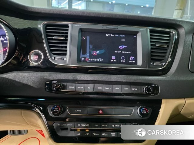 Kia The New Carnival 2018 Белый из Кореи, фото 3