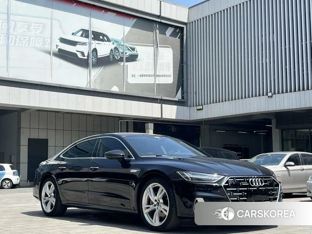 Audi A7L 2023 Черный из Китая, фото 3