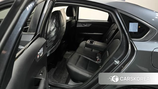 Kia The New K3 2nd generation 2021 Серый из Кореи, фото 3