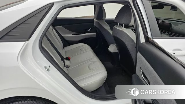 Hyundai Avante (CN7) 2021 Белый из Кореи, фото 3