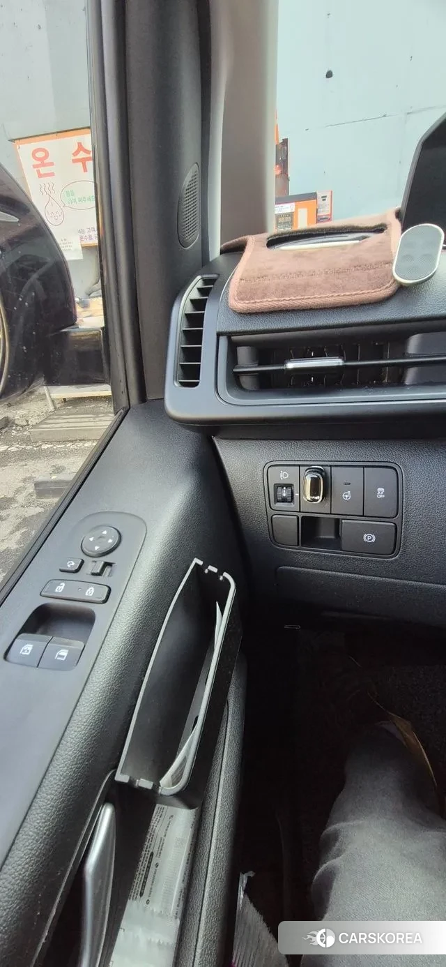 Hyundai Staria 2024 Черный из Кореи, фото 3