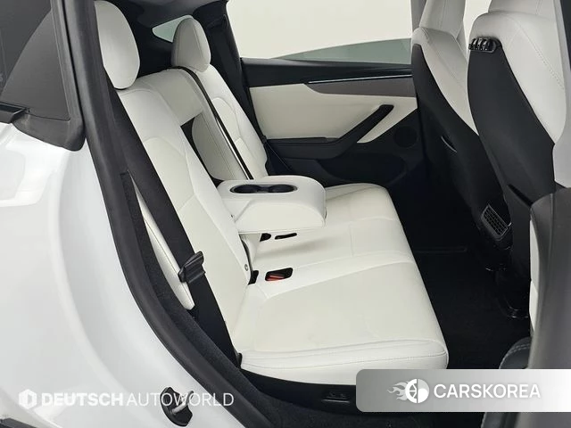 Tesla Model Y 2025 Белый из Кореи, фото 3