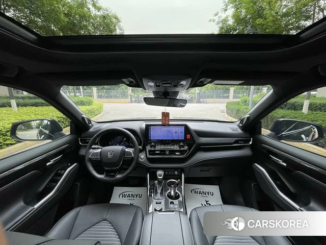 Toyota Crown Lufang 2024 Черный из Китая, фото 3