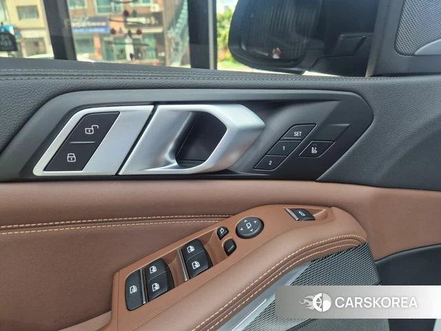 BMW X5 (G05) 2023 Белый из Кореи, фото 3