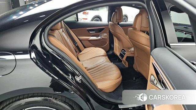 Mercedes-Benz E-Class W214 2024 Черный из Кореи, фото 3