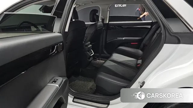 Hyundai Grandeur Hybrid (GN7) 2023 Белый из Кореи, фото 3